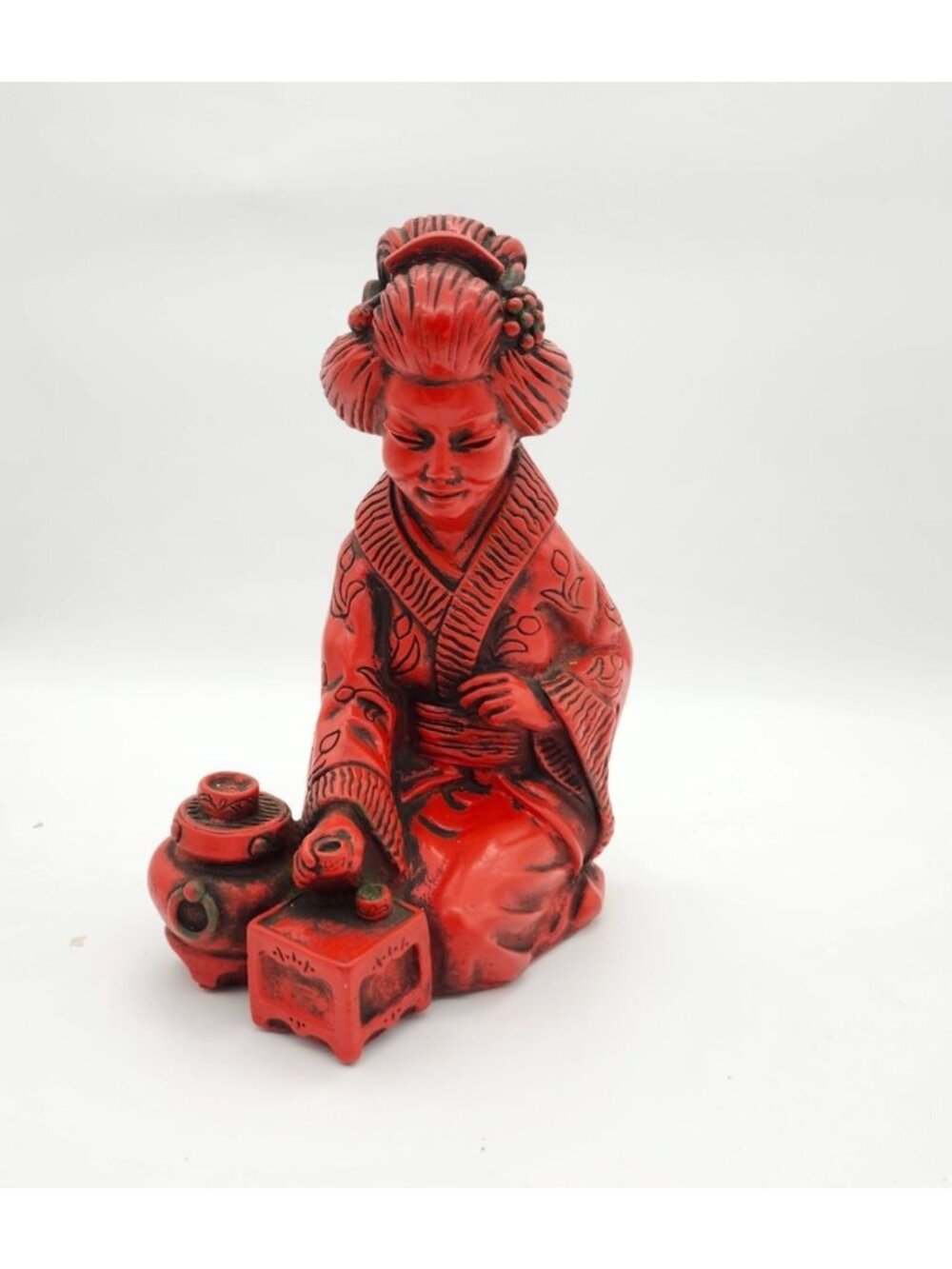 Vintage 1962 Universal Statuary Corp Resin Geisha Figurine Red & Black Finish
